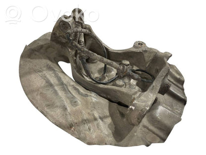 Priekšējā riteņa rumbas vārpstas šarnīrs (stupica, capfa)