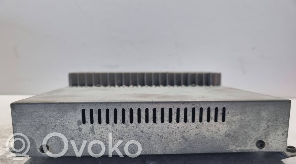 Sound amplifier