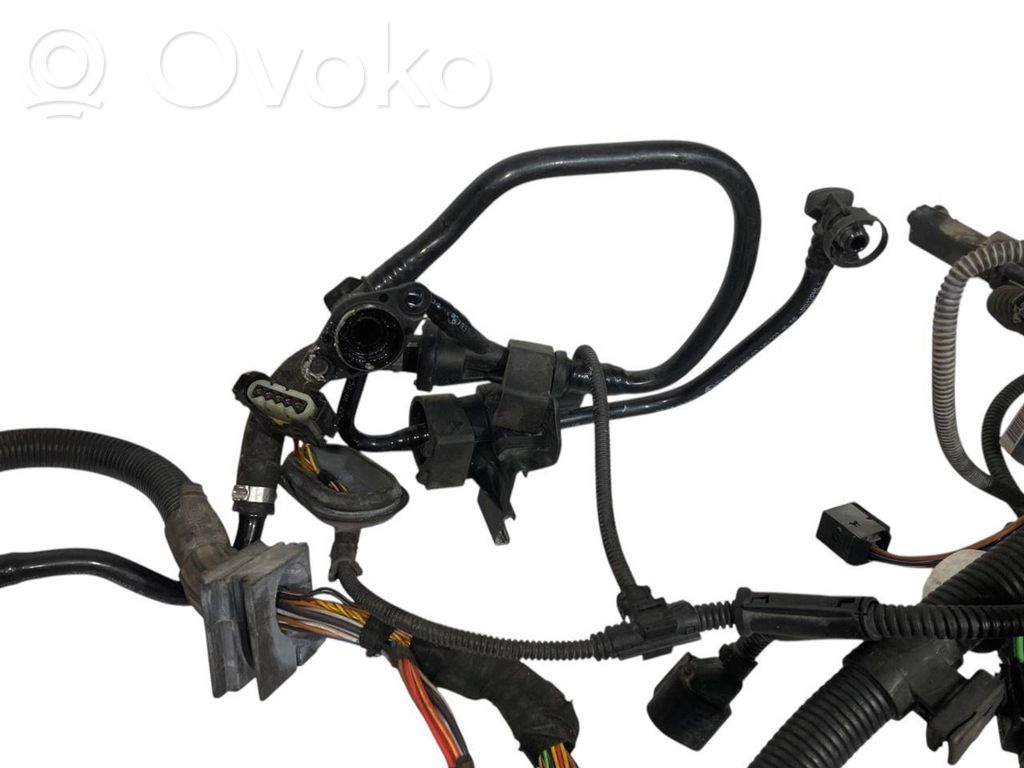 Жгут проводов двигателя