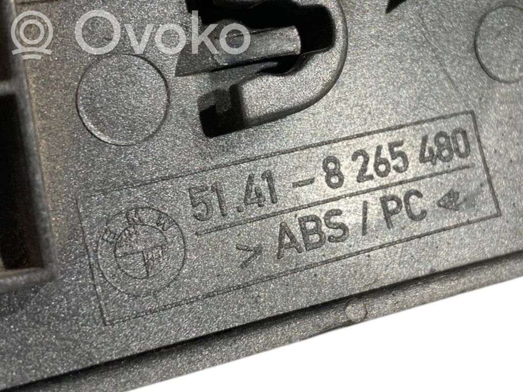 Back decoration