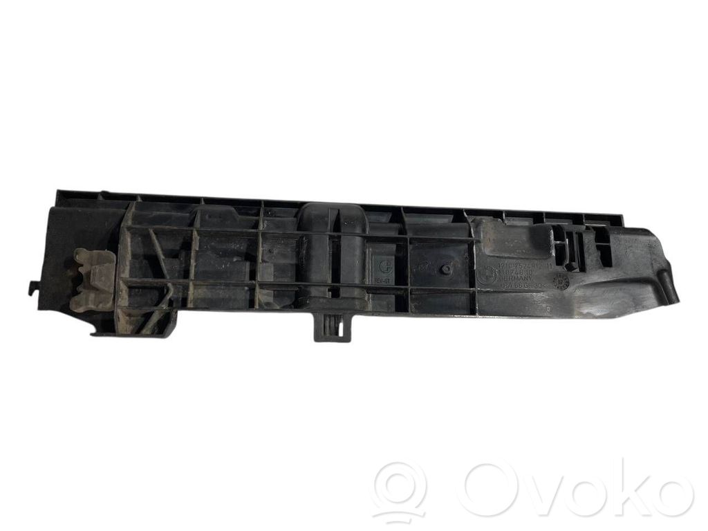 Radiatora (-u) turētājs / kronšteins