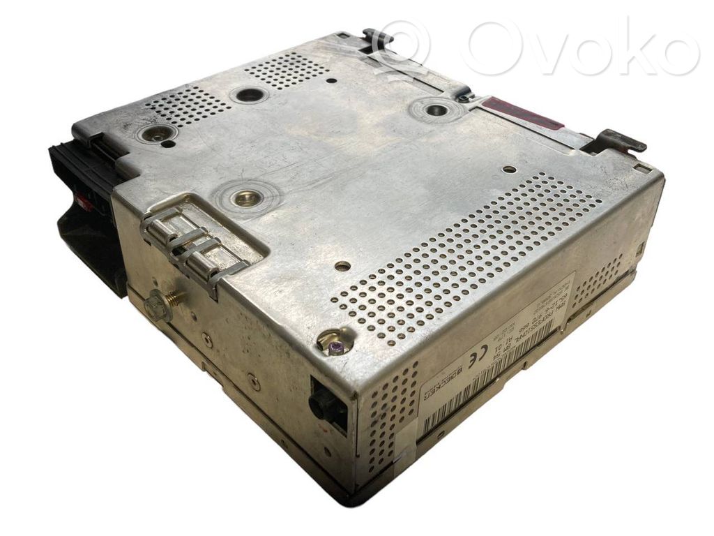 Радио / CD/DVD-плеер / навигация