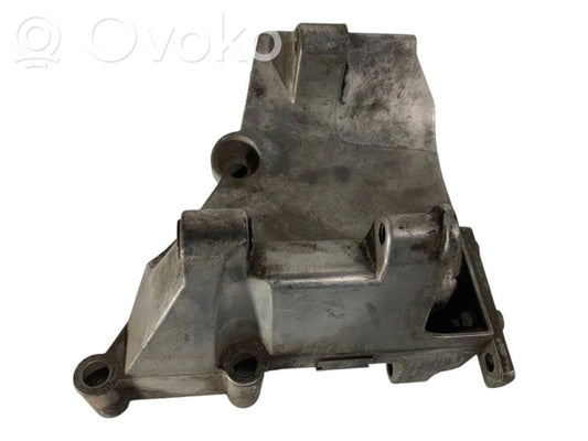 Air conditioning compressor mount