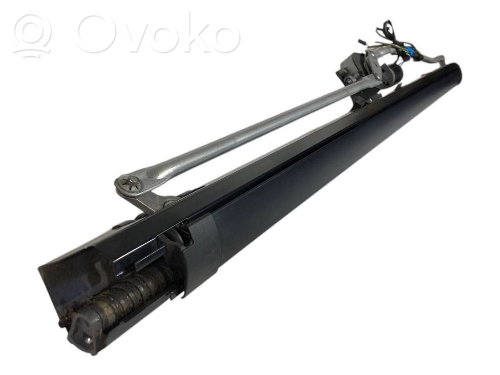 Electric rear window curtain