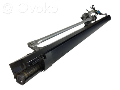 Electric rear window curtain