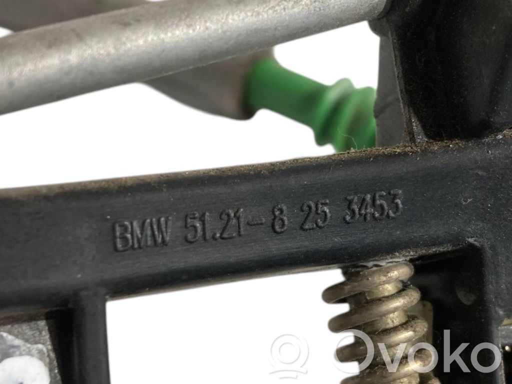 Aizmugurē turētājs / kronšteins ārējam atvēršanas rokturim