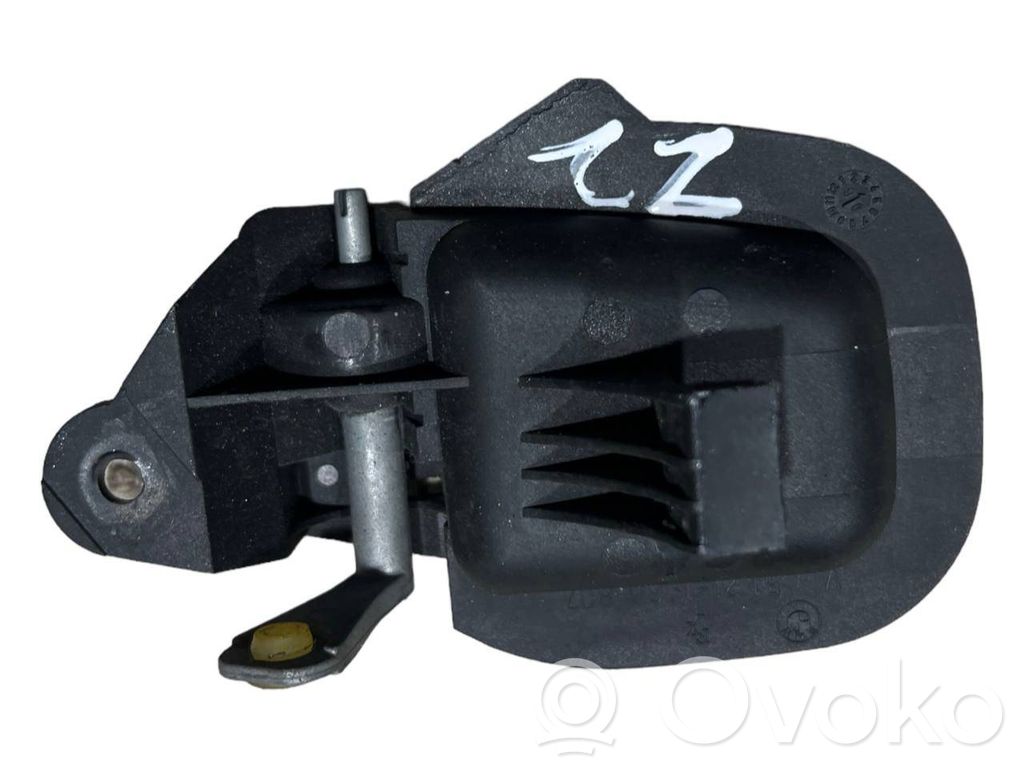 Внутренняя ручка открывания