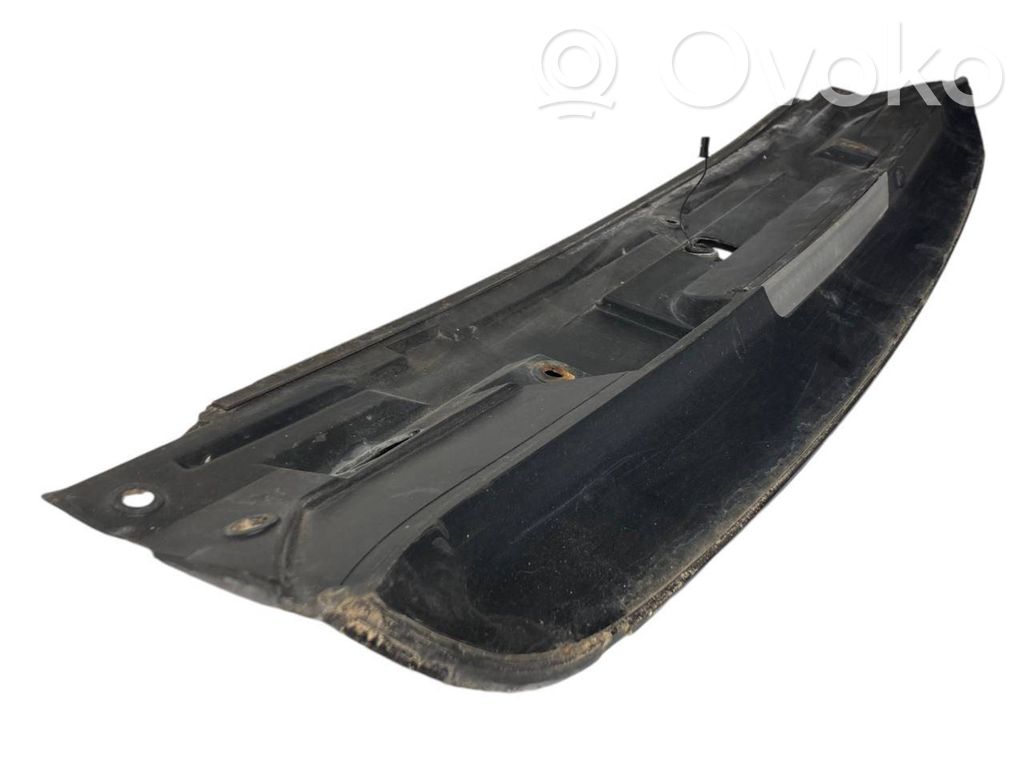 Spoilera aizmugurējais vāks