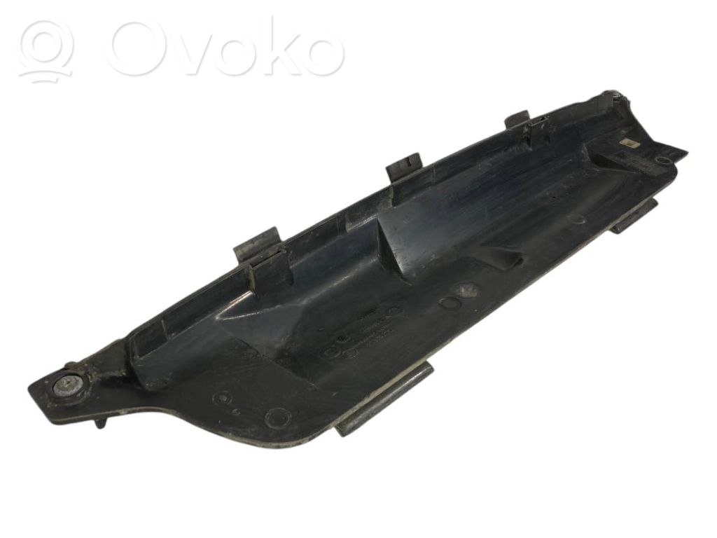 Cita veida dzinēja nodalījuma detaļa