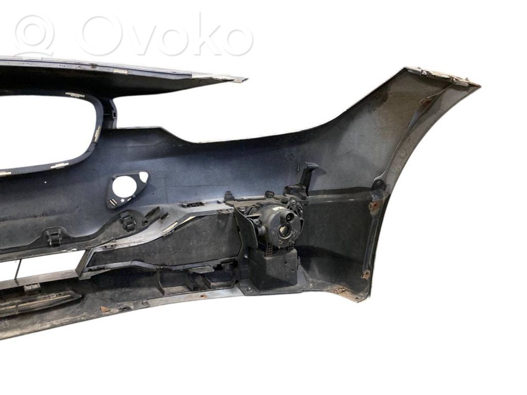 Передний бампер