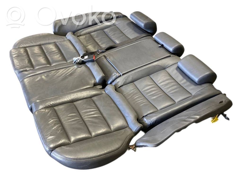 Sēdekļu komplekts