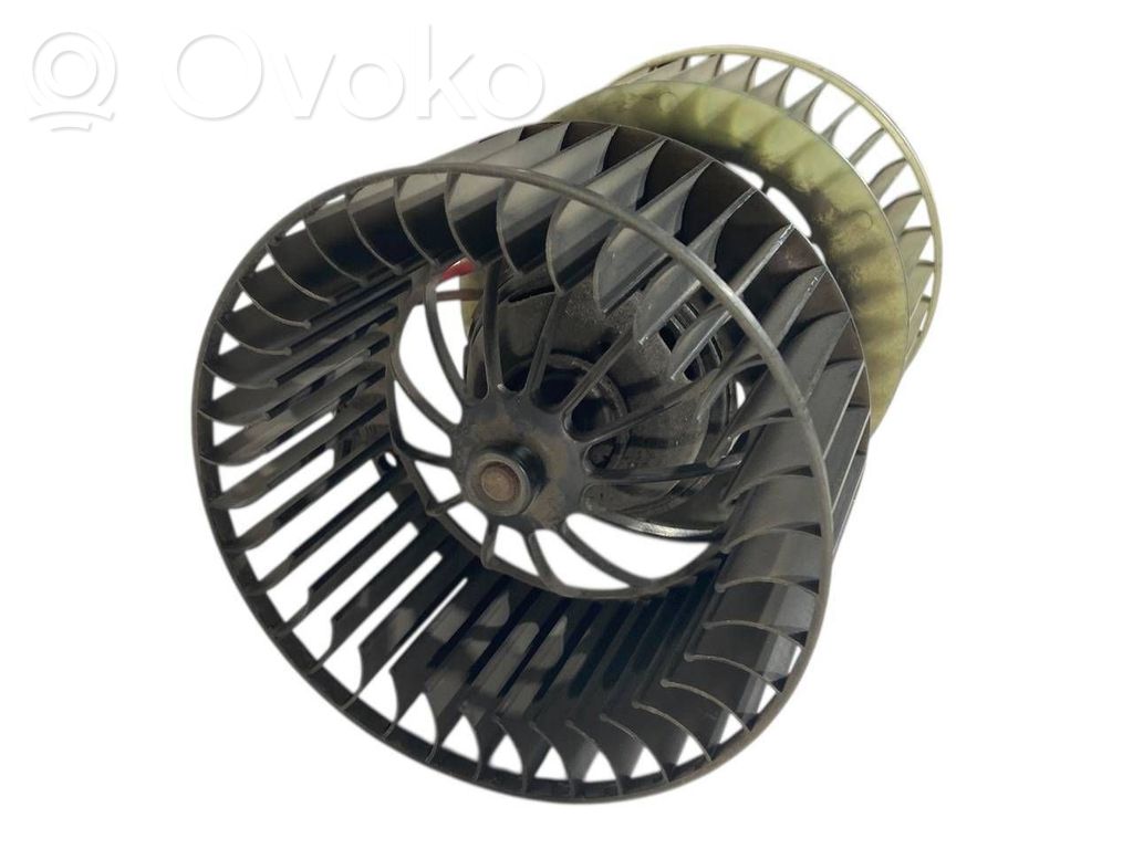 Mazā radiatora ventilators