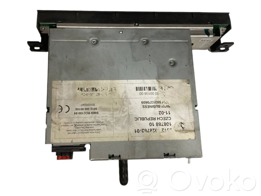 Radio / CD/DVD atskaņotājs / navigācija