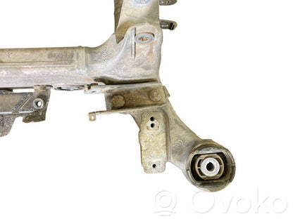 Pusrāmis aizmugurējais / priekšējais