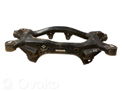 Pusrāmis aizmugurējais / priekšējais