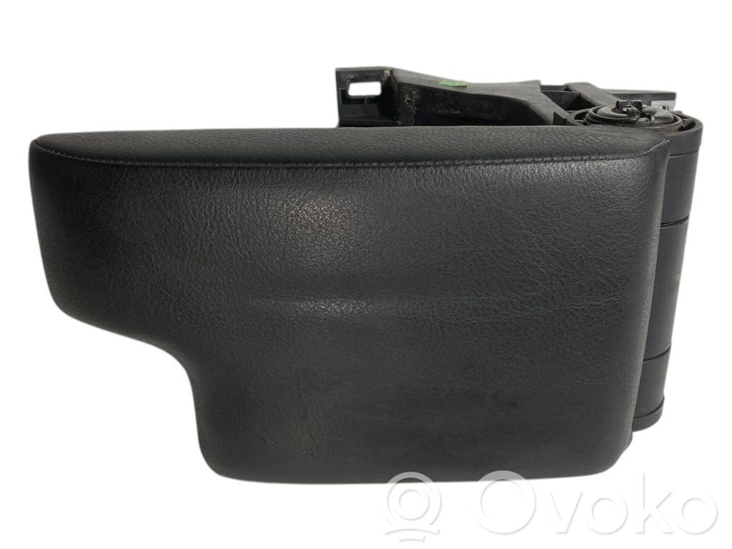 Подлокотник