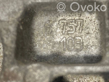 Кронштейн крепления трансмиссии