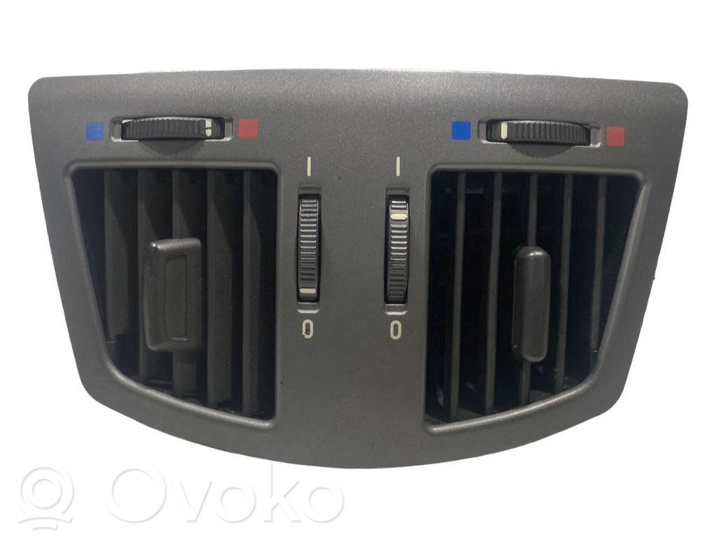 Aizmugurējā gaisa - ventilācijas reste