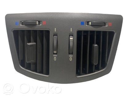 Aizmugurējā gaisa - ventilācijas reste