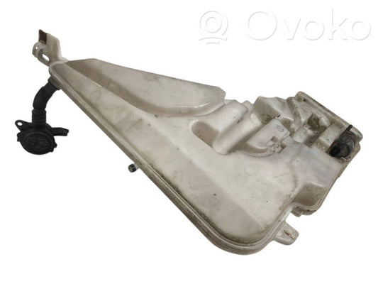 Logu šķidruma tvertne