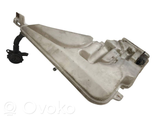 Window fluid tank