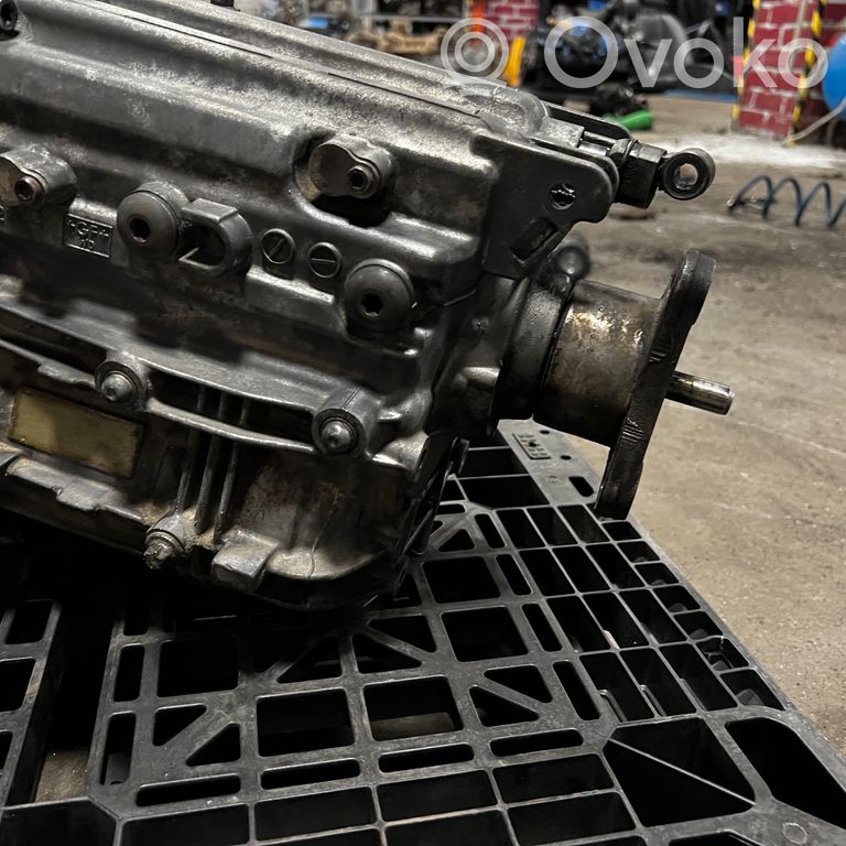 Mehāniska 6 ātrumu pārnesumkārba