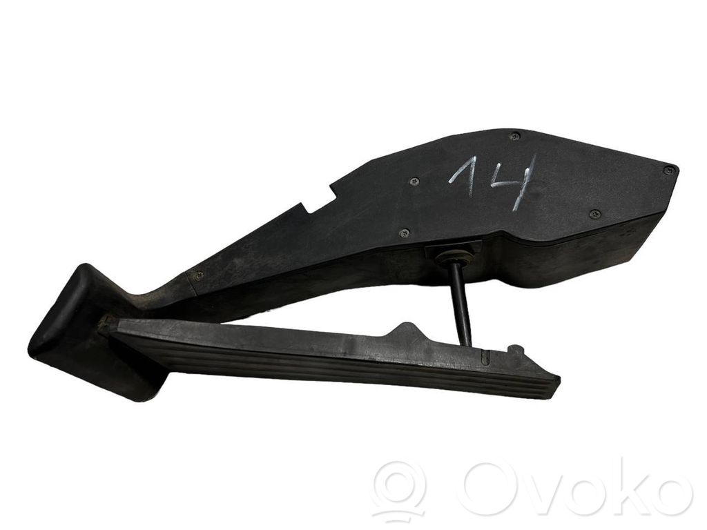 Akseleratora pedālis