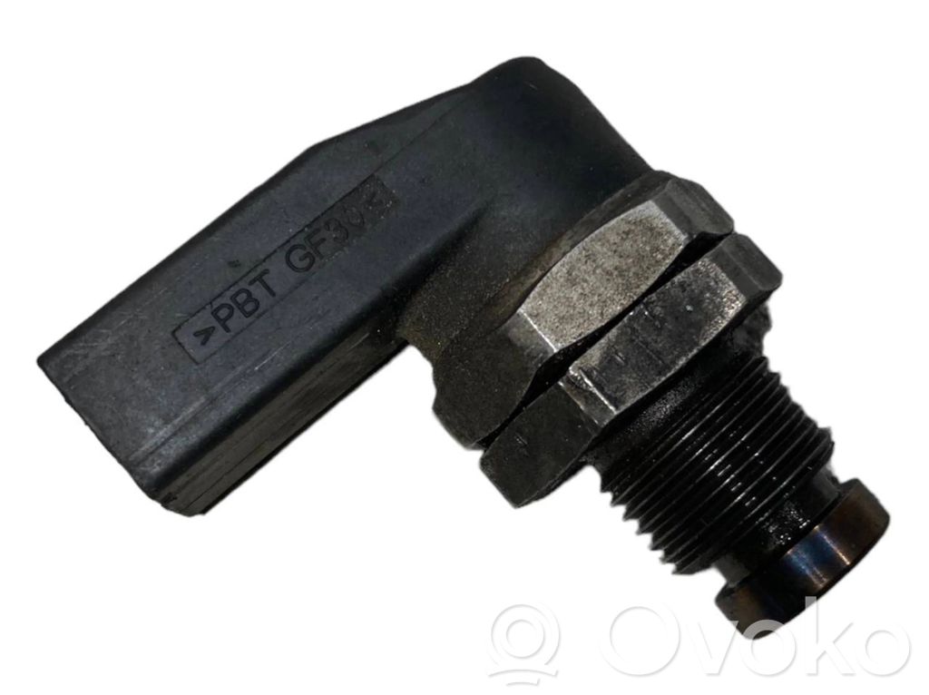 Манометр давления топлива