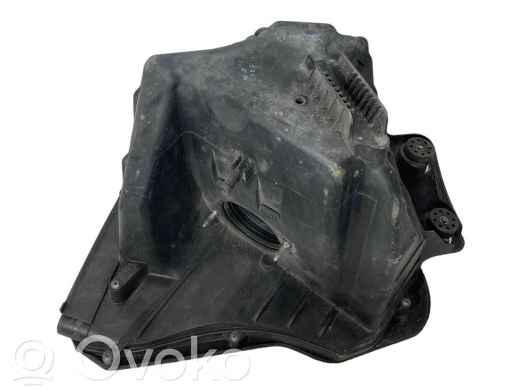 Air filter box