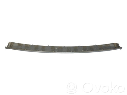 Dekoratīvās aizmugurē bampera ulikas