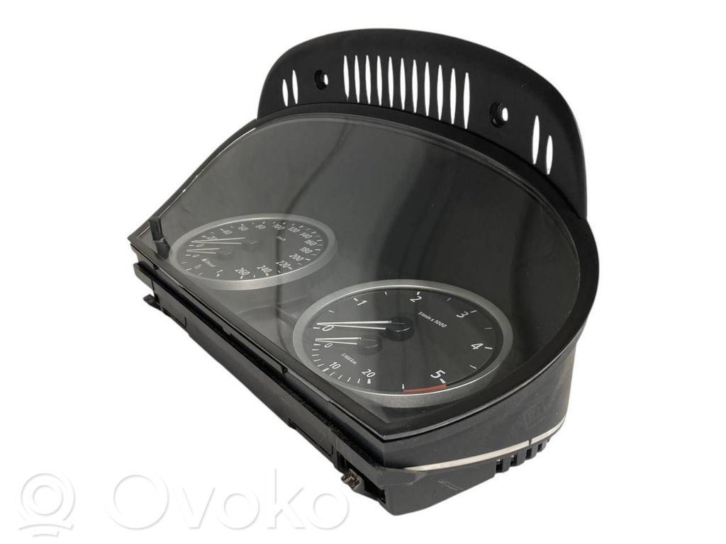 Spidometrs (instrumentu panelī)