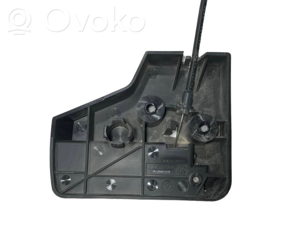 Handle for folding the seat backrest