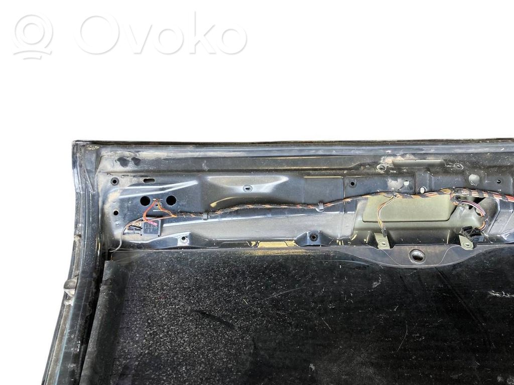 Aizmugurējais pārsegs (bagāžnieks)