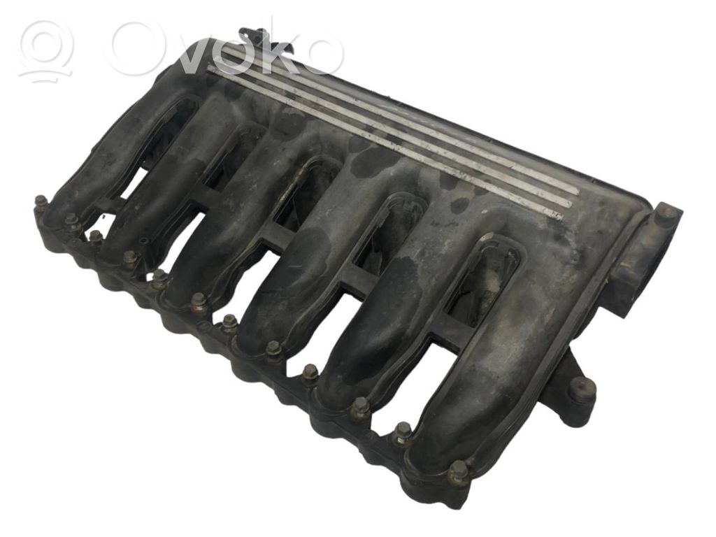 Впускной коллектор