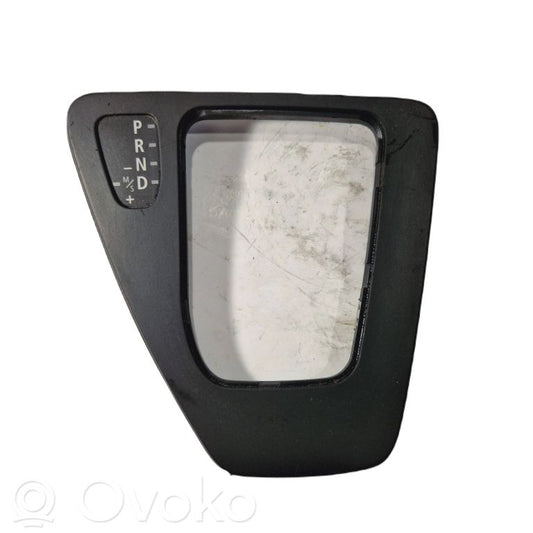 Gear shift lever decorative trim (leather, tip)