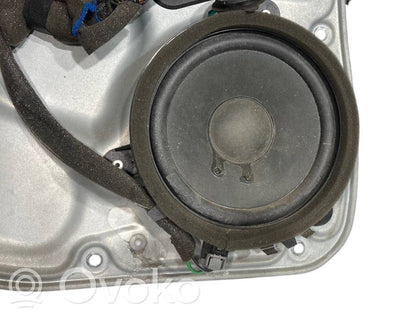 Priekšpusē elektriskā loga pacelšanas mehānisma komplekts