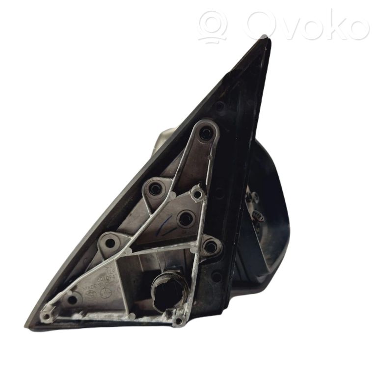 Spogulis (elektriski vadāms)