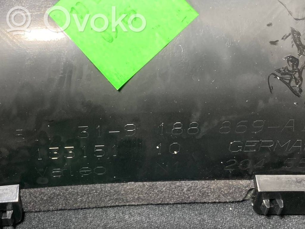 Stūres ass dekoratīvā apdare
