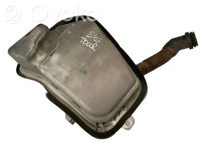 Logu šķidruma tvertne