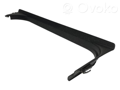 Priekšējā sliekšņa dekoratīvā apdare (iekšējā)