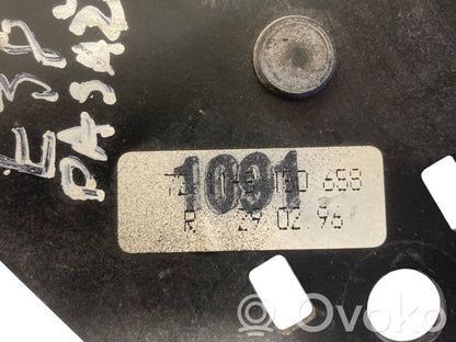 Пряжка ремня спереди