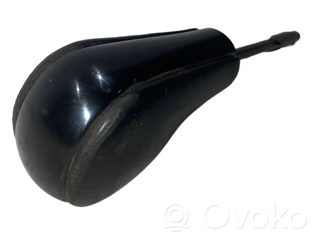 Декоративная отделка рычага переключения передач (кожа, наконечник)