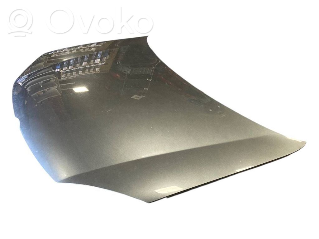 Dzinēja pārsegs (vāks)