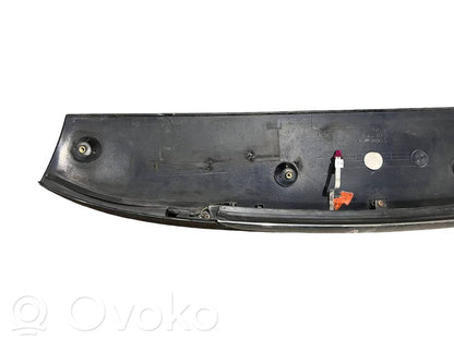 Spoilera aizmugurējais vāks