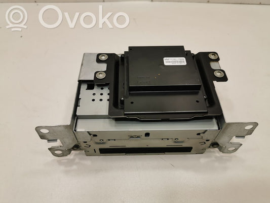 Radio / CD/DVD player / navigation