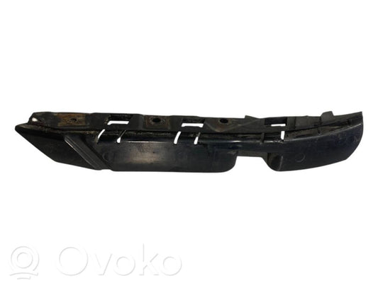 Priekšpusē bampera turētājs