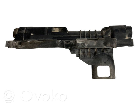 Держатель/кронштейн радиатора(ов)