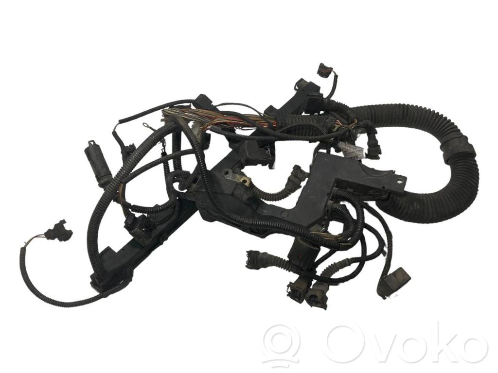 Жгут проводов двигателя