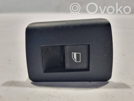 Power window switch