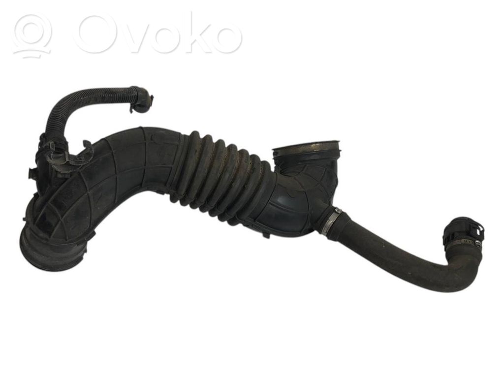 Gaisa caurule uz turbīnu